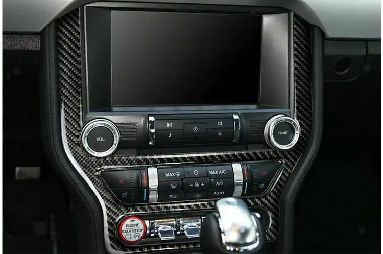 Ramka carbonowa konsoli Ford Mustang 15-19 Nowość